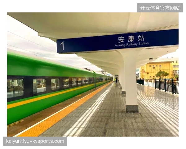 高铁自行车专座新增13座试点车站：让城市交通更“绿色出行”